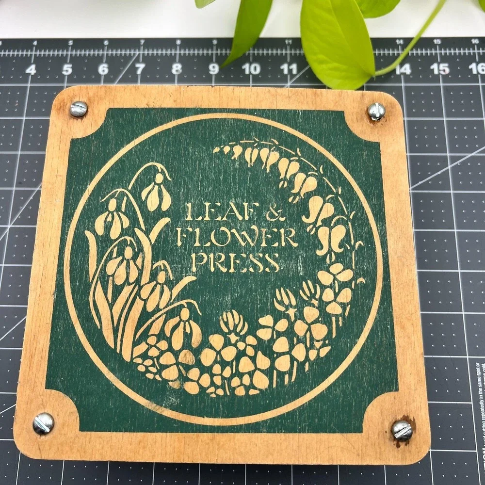 VTG Wooden Leaf & Flower Press Botanical Craft Press Cottagecore Decor